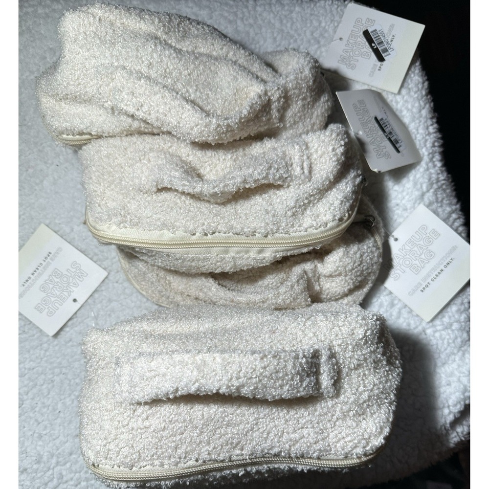 Qty 4-Vivitar Cosmetic Pouch Bag Beige Fleece Fluffy 8x4x5 NWT